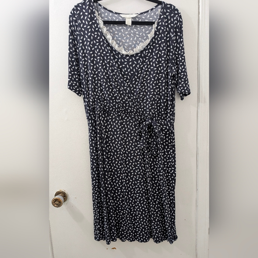 H&M Maternity and Breastfeeding Blue and White Patterned Dress